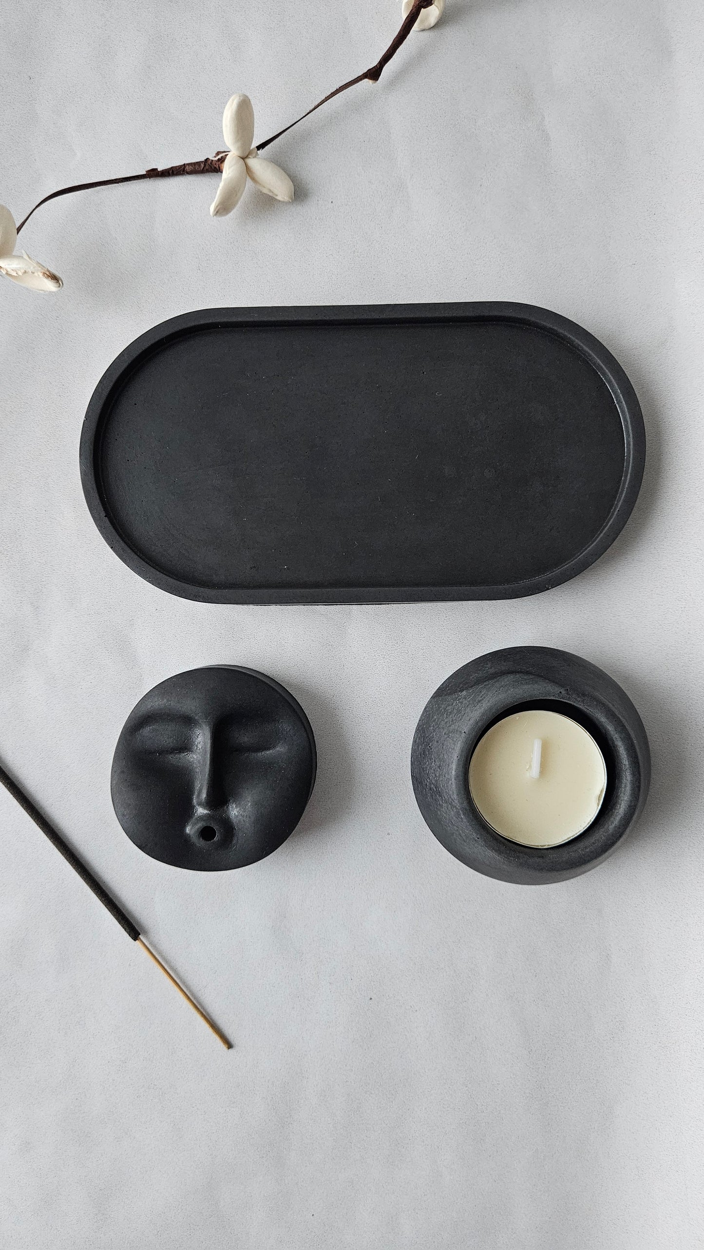 padėkliukas smilkalinė ir žvakidė iš betono