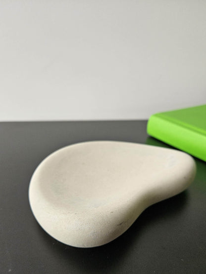 Betoninis padėklas Yin