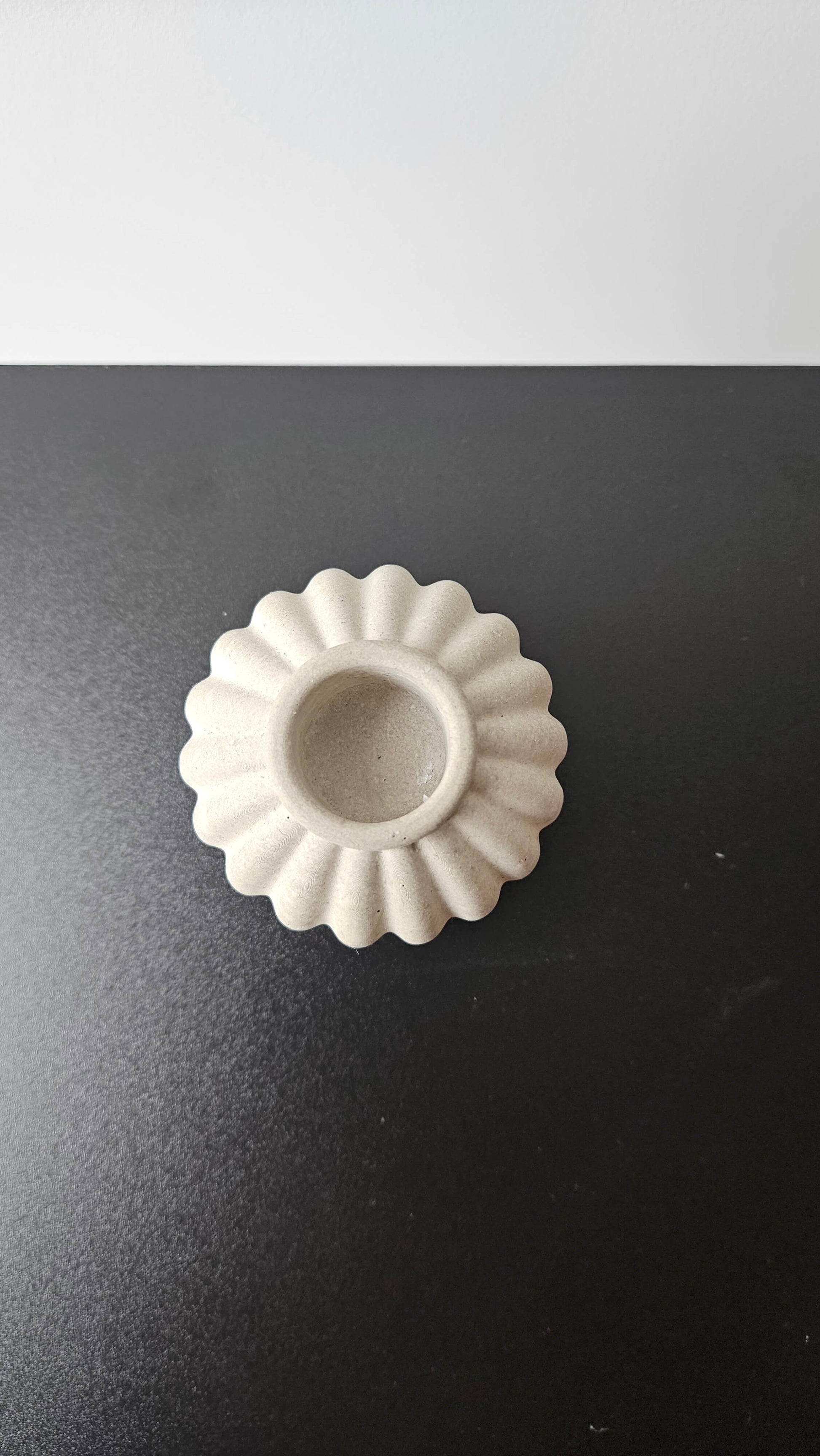 Betoninė žvakidė Aura