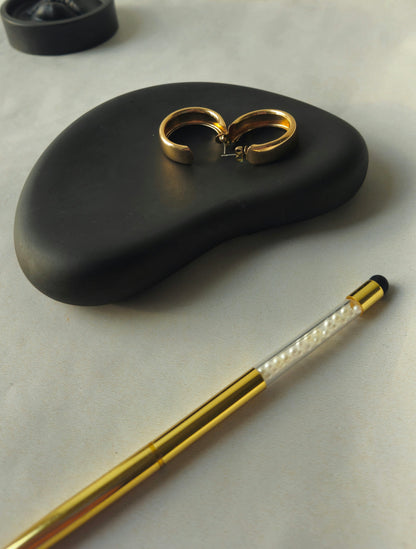 Betoninis padėkliukas Yang juodas