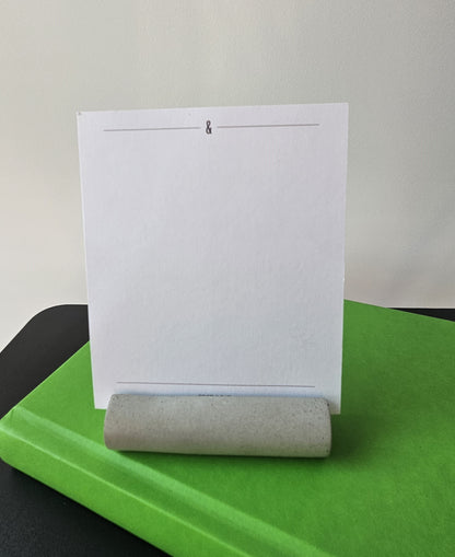 betoninis stovelis laikiklis atvirukui meniu rašteliams