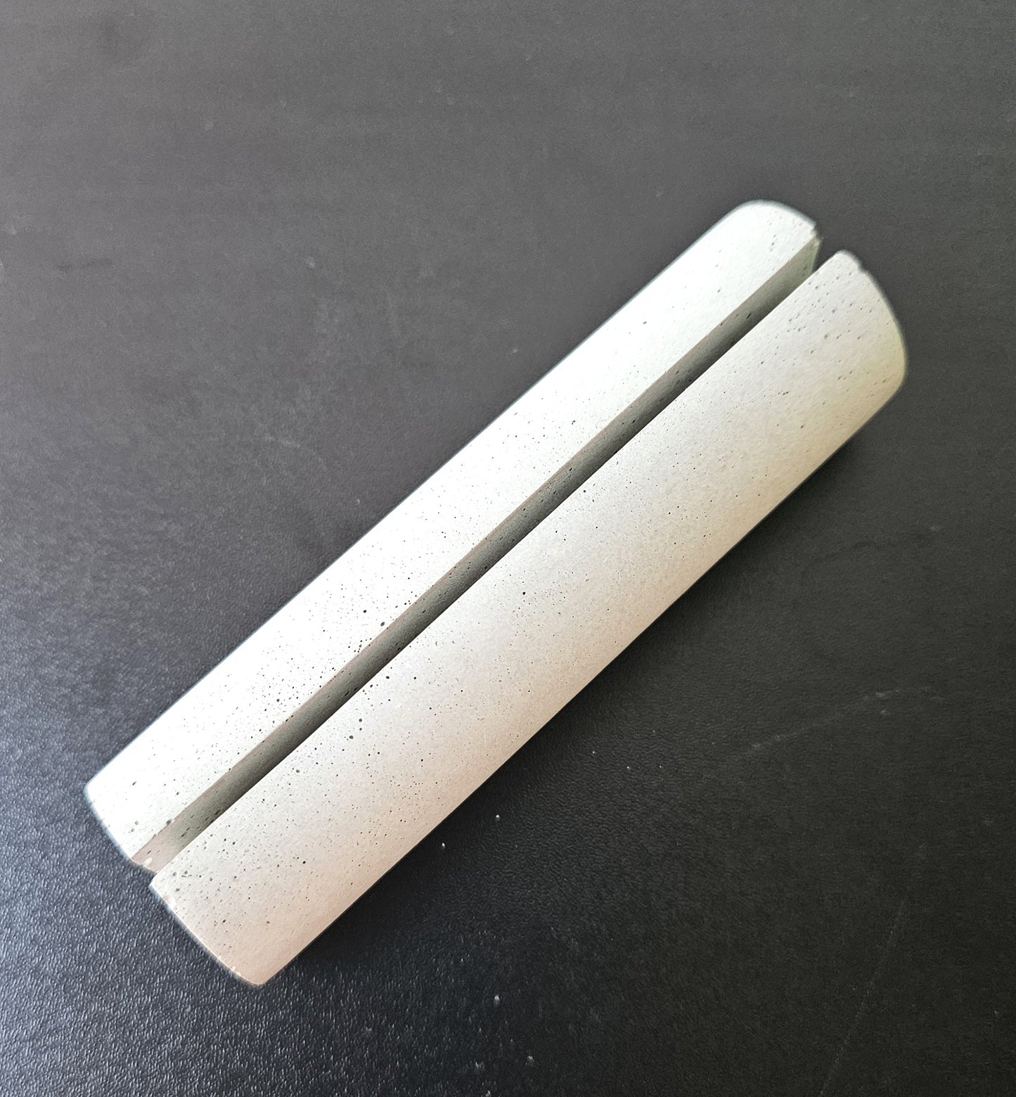 betoninis stovelis laikiklis atvirukui meniu rašteliams