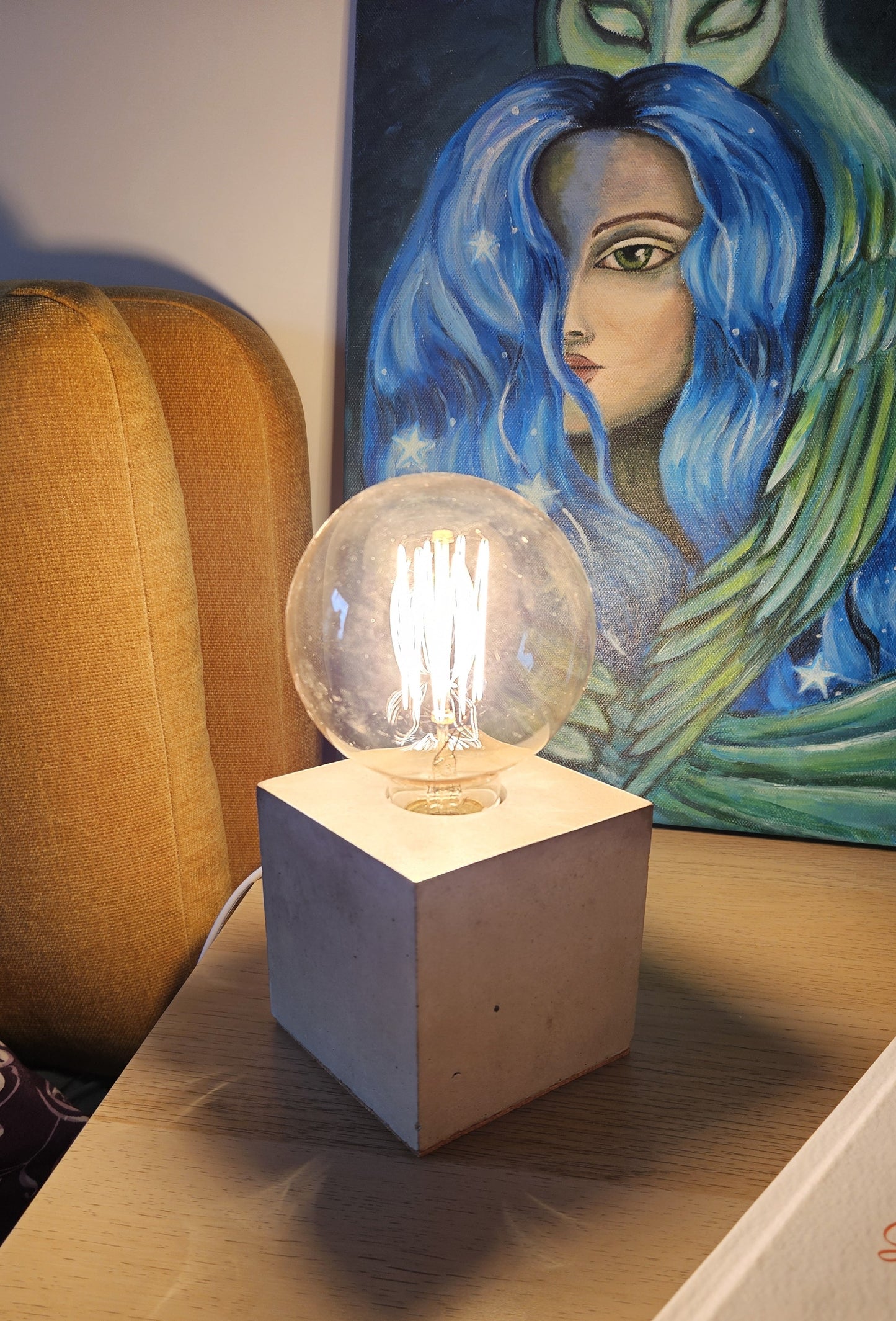 Betonile betoninis šviestuvas loftui industrinio stiliaus