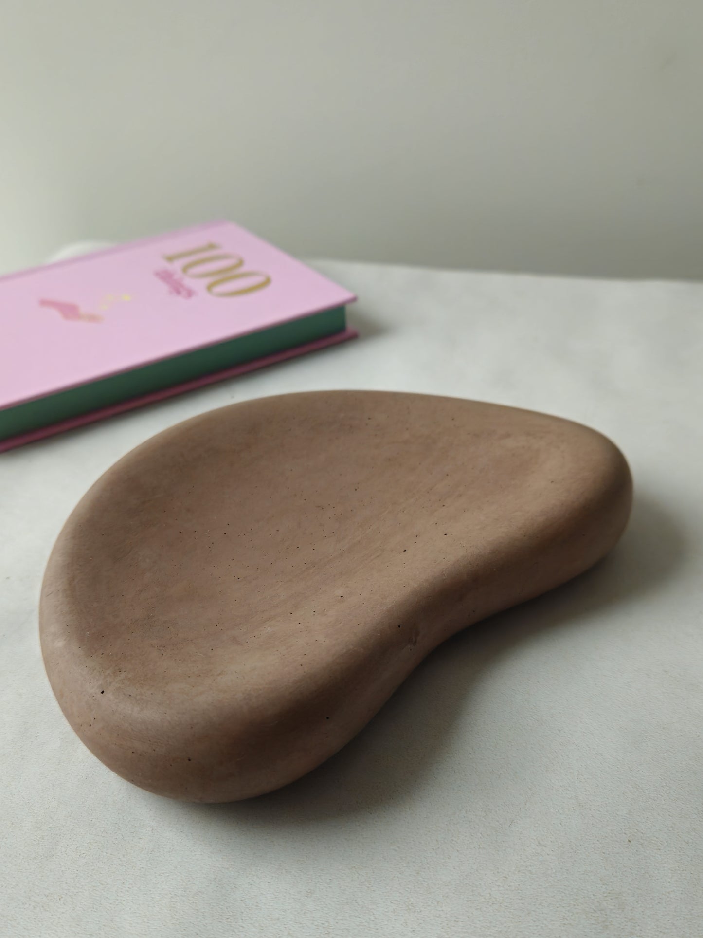 Betoninis padėklas Tao