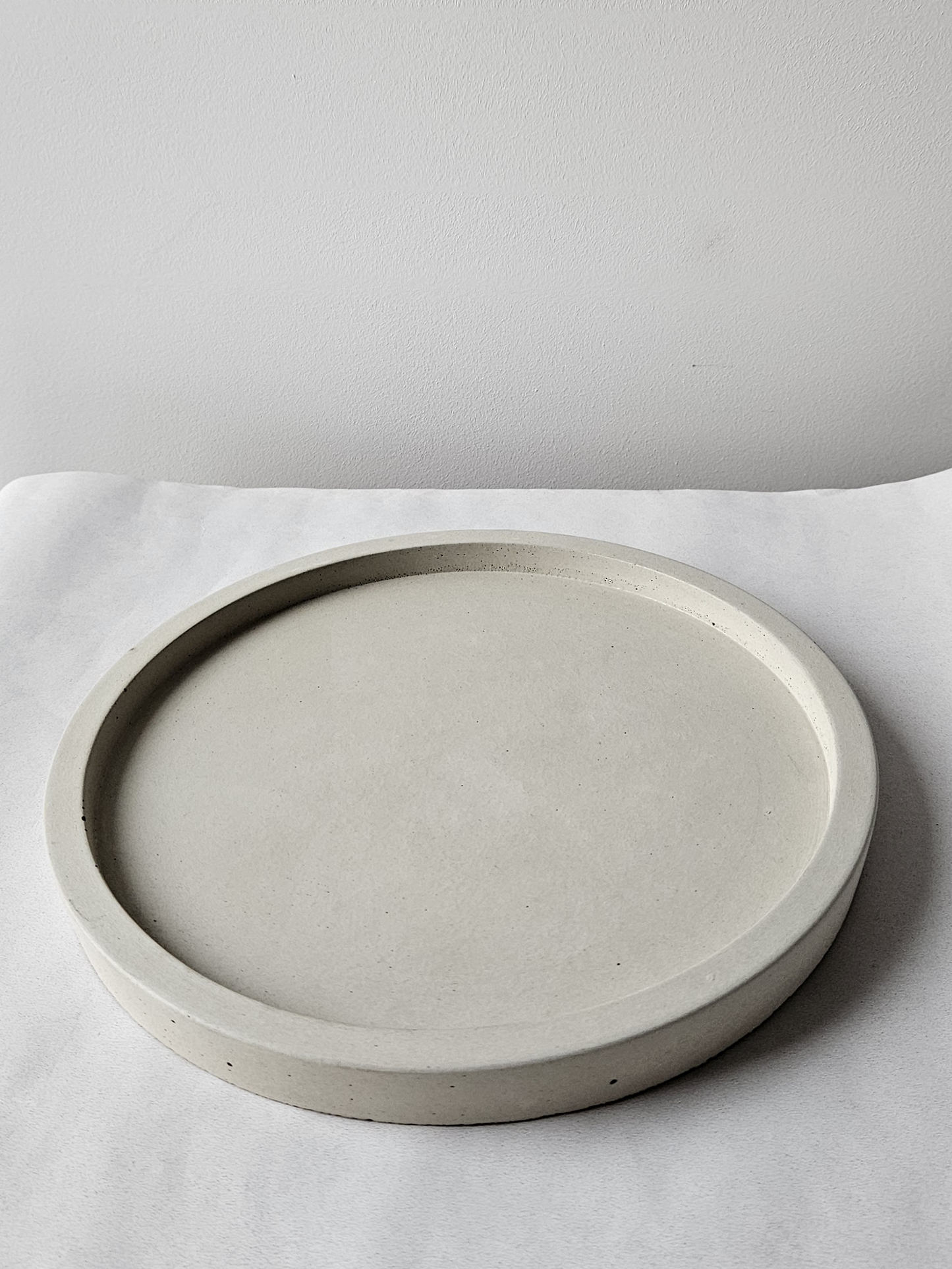 Betoninis apvalus padėklas [19,5 cm]