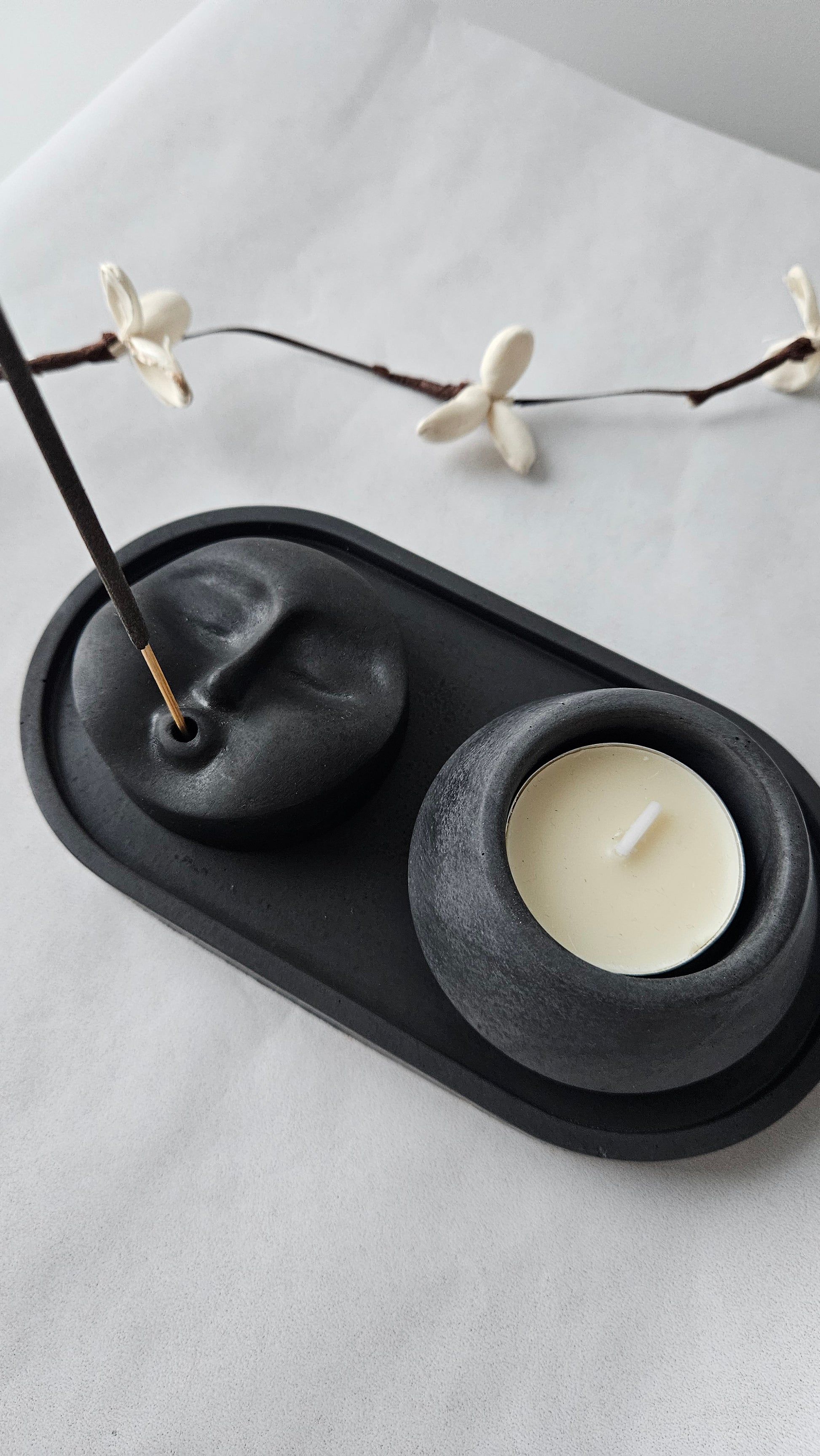 padėkliukas smilkalinė ir žvakidė iš betono