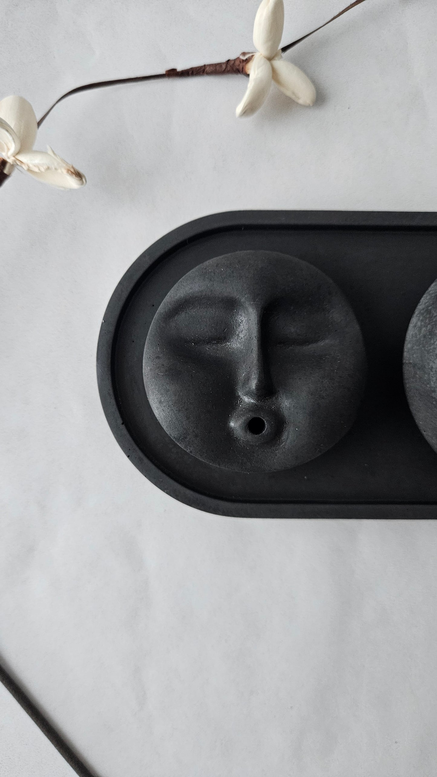 padėkliukas smilkalinė ir žvakidė iš betono