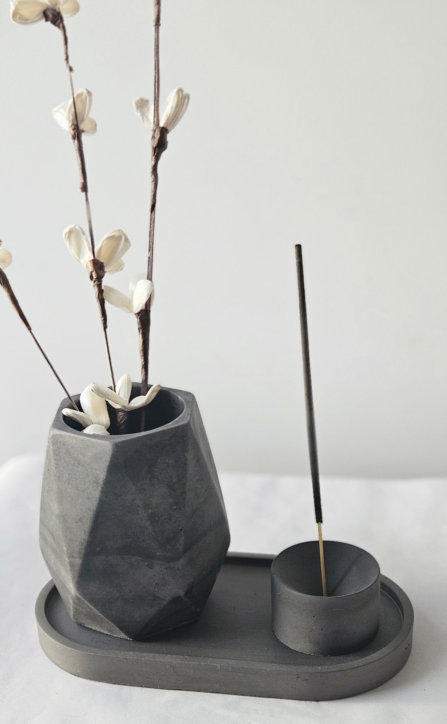 Vazelės ir smilkalinės rinkinys Black Elegance