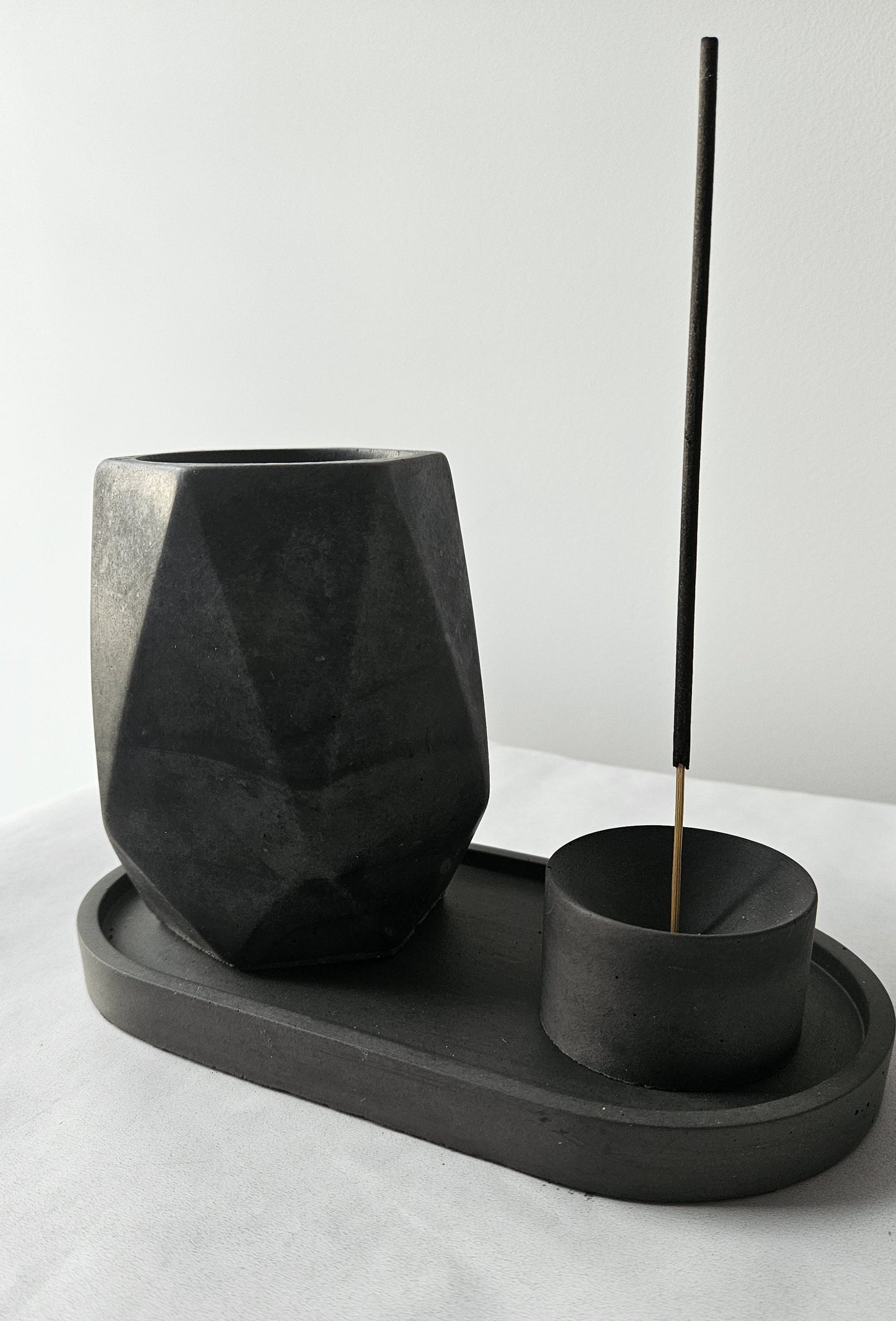 Vazelės ir smilkalinės rinkinys Black Elegance