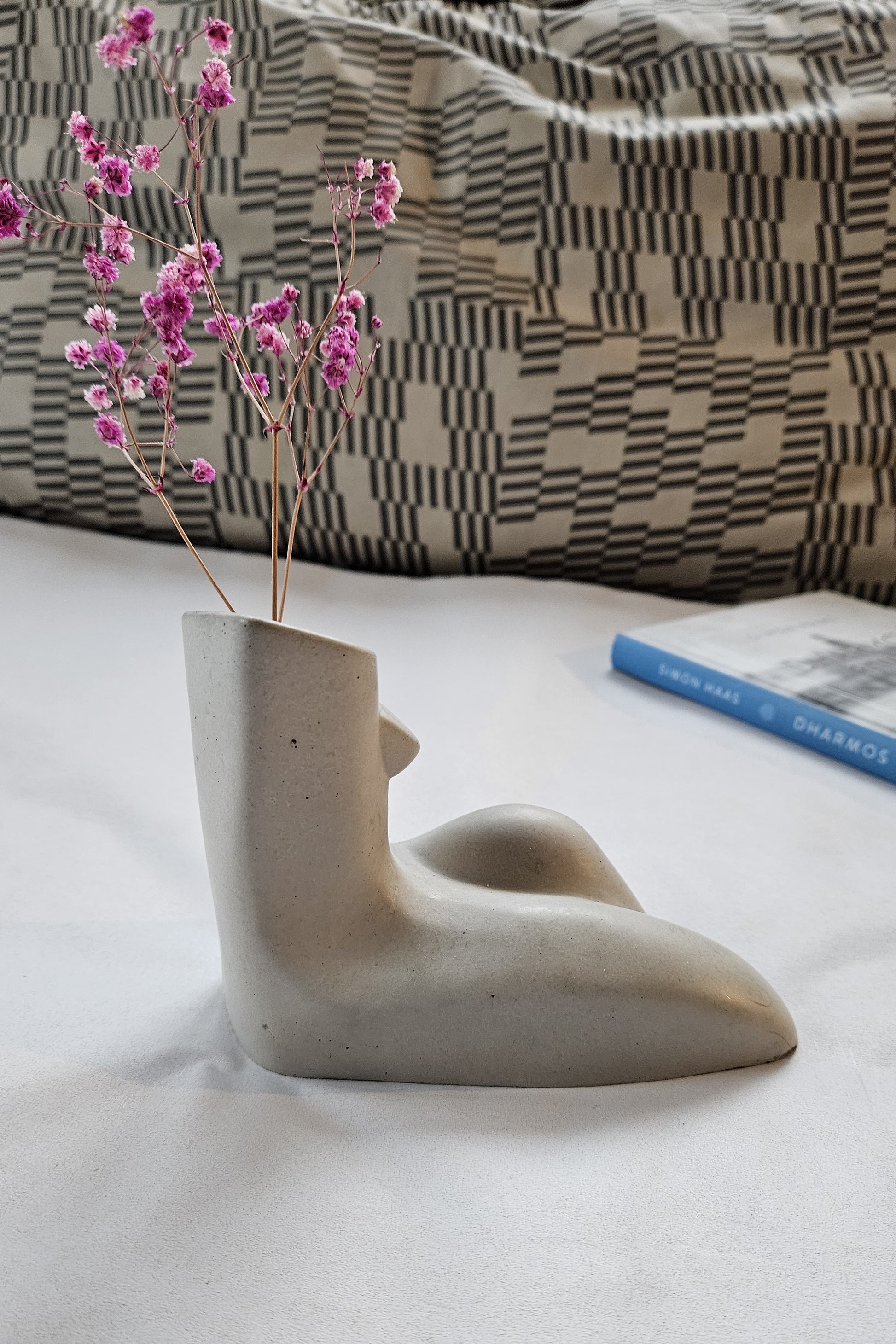 betoninė vaza Venus