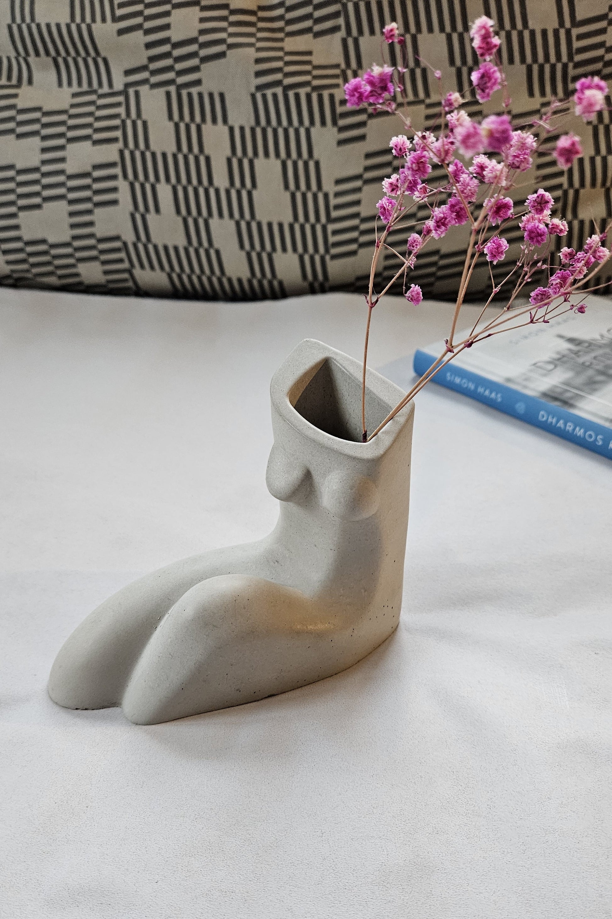 betoninė vaza Venus